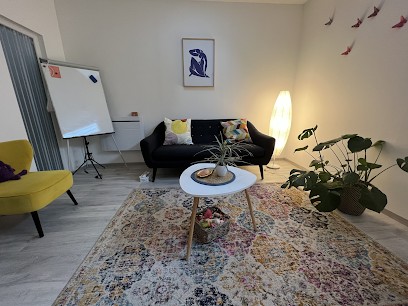 Aurélie LAUMONT Psychopraticienne Psychothérapie Intégrative, Thérapie Familiale Et Individuelle, Entraineur Personnel à Troyes