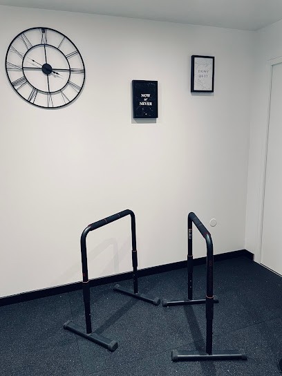 Alex Coach Sportif à Domicile | Studio De Coaching | Voisins Le Bretonneux, Entraineur Personnel à Voisins-le-Bretonneux