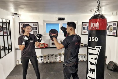 Dan - Coach sportif diplômé en boxe et cross training, Entraineur Personnel à Roissy-en-Brie