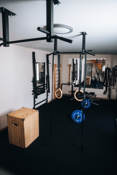 Perform Studio - Coaching Sportif, à Domicile, En Extérieur Et En Studio, Entraineur Personnel à Vallesvilles